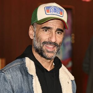 Florent Peyre évoque ses débuts mouvementés en Guadeloupe pour le tournage de "Commandant Saint-Barth" sur TF1