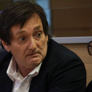 Pierre Palmade condamné à cinq ans dont deux ferme pour blessures involontaires aggravées