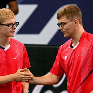 Les frères Lebrun champions des WTT Finals de tennis de table : une première historique