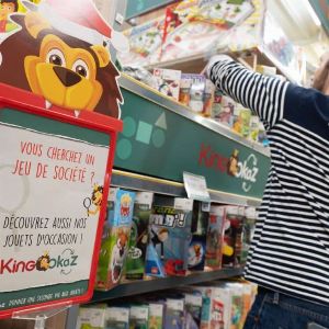 Cadeaux de Noël : Jouets d’occasion à moitié prix chez King Jouet, l'astuce pour économiser !