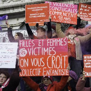 "Extension nécessaire de l'aide universelle contre les violences conjugales"