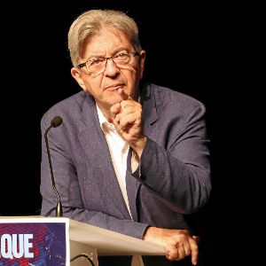 Jean-Luc Mélenchon dénonce la stratégie du PS pour un nouveau socle commun