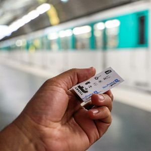 "Réforme des titres de transport par la RATP : vers une simplification radicale"