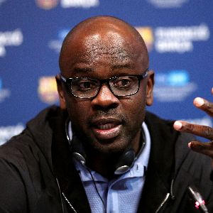 Coût de la vie aux Antilles : la remise en question de l'appartenance à la France par Lilian Thuram