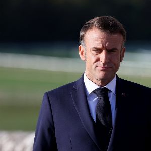 "Emmanuel Macron sous pression : démenti de l'Élysée sur des propos polémiques"