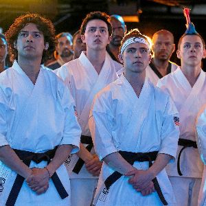 Evolution de la série "Cobra Kai" sur Netflix : enjeux et déceptions