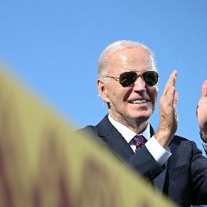 Joe Biden marque un tournant en assistant à l'investiture de Donald Trump