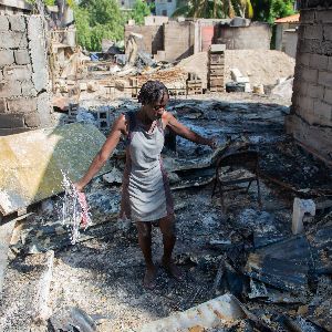 Plus de 40 000 déplacés à Port-au-Prince en raison des violences des gangs, alerte l’ONU