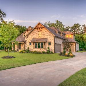 "Comment gérer la séparation d'un couple possédant une maison en commun ?"