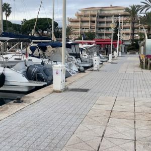 Hausse de la redevance au port de Vallauris Golfe-Juan : indignation des commerçants