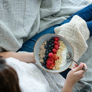 "Les 3 aliments pour une peau radieuse sans Botox"