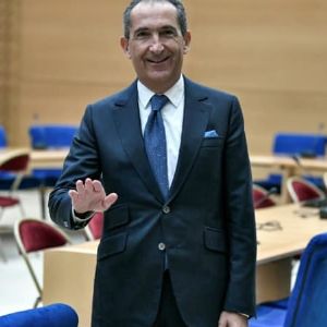 Patrick Drahi met la pression sur les créanciers de SFR