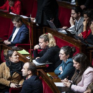 Priorités de la France Insoumise pour sa journée parlementaire : Retraites, consentement, énergie...