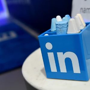 Une montée en flèche de 189 % : l'IA envahit les publications sur Linkedin