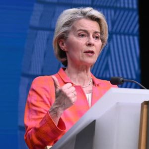 Von der Leyen s'engage à un dialogue crucial sur l'avenir de l'industrie automobile