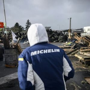 Accord trouvé entre Michelin et les salariés pour lever le blocage de l'usine de Cholet