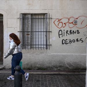 "Airbnb : la guerre de régulation avec les villes"