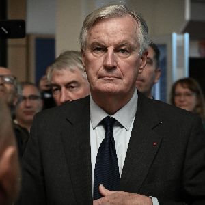 Barnier sous pression : Le Pen et Bardella maintiennent la tension malgré une concession sur l’électricité