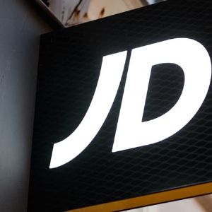 JD Sports rachète Courir : un géant britannique s'empare de l'enseigne française