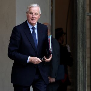 Michel Barnier face à la tempête financière : quel avenir politique en vue ?