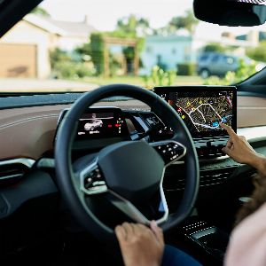 Paris : Uber lance "Uber by Women" avec 1 500 conductrices pour assurer la sécurité des passagères