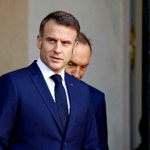 Quelles conséquences en cas de démission d'Emmanuel Macron ?