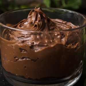 Rappel de mousses au chocolat potentiellement contaminées par des morceaux de verre en France