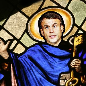 Réouverture de Notre-Dame de Paris : le rôle central d'Emmanuel Macron mis en lumière