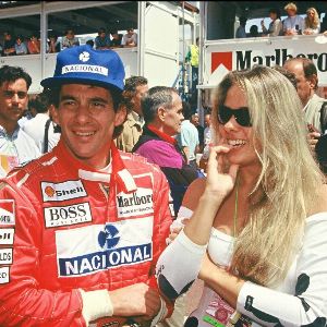 "Ayrton Senna : un célèbre pilote automobile brésilien sans enfant"