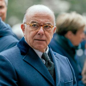 Bernard Cazeneuve justifie ses dépenses et dénonce une polémique