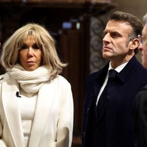 Brigitte Macron : un look hivernal remarquable qui impressionne Rachida Dati à Notre-Dame