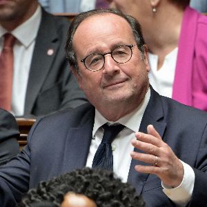 Hollande prêt à une nouvelle confrontation avec Mélenchon