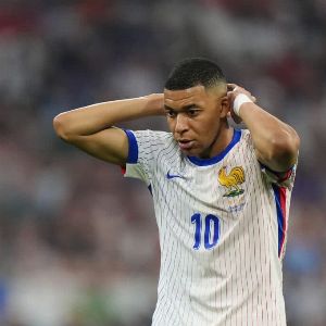 Kylian Mbappé sous le signe du maraboutage : des accusations et des doutes