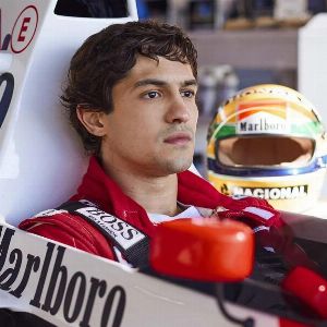 La montée fulgurante d'Ayrton Senna à Monaco racontée dans la série "Senna" sur Netflix