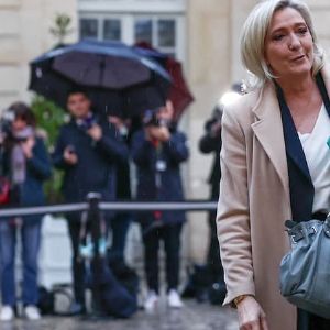 La stratégie de Marine Le Pen déstabilise le gouvernement : quel impact sur Michel Barnier?