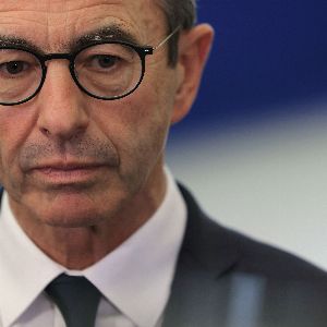 LFI interroge Bruno Retailleau sur la préparation du ministère de l'Intérieur en vue d'une présidentielle anticipée