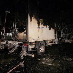 Appel aux dons après l’incendie de six camions de la Banque alimentaire à Nîmes