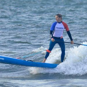 Décès d'Amandine Chazot, championne de stand-up paddle et porteuse de la flamme olympique