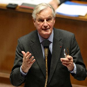 Michel Barnier, un agneau au milieu des crabes : entretien avec Mathieu Lindon