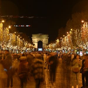 Paris centre libéré des voitures : tensions en vue