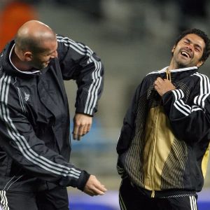 Jamel Debbouze propose à Zinedine Zidane un job surprenant pour sa tournée en 2025