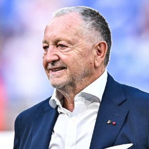 Jean-Michel Aulas s'engage pleinement à l'Éveil de Lyon, un club amateur de Villeurbanne