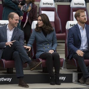 "Kate Middleton et son message de Noël : un geste envers Harry ?"