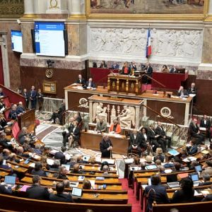 L'unique motion de censure ayant provoqué la chute d'un gouvernement en 1962