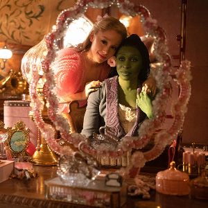 "Ariana Grande et Cynthia Erivo illuminent Wicked avec leur magie"