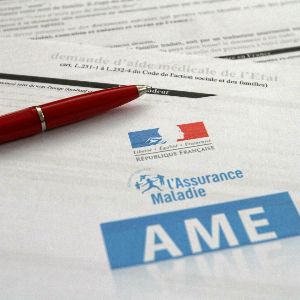 Le devenir incertain de l’aide médicale d’État pour les étrangers