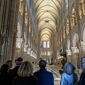 Notre-Dame de Paris : de l'ombre à la lumière à travers les siècles