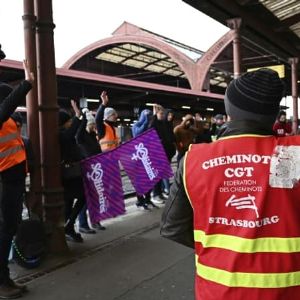 Grève maintenue à la SNCF à partir du 11 décembre : quels impacts prévoir ?