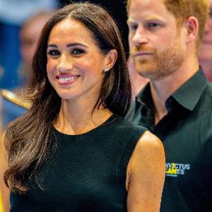 Harry et Meghan : révélations sur les fonds d'Archewell et les accusations de dissimulation d'argent