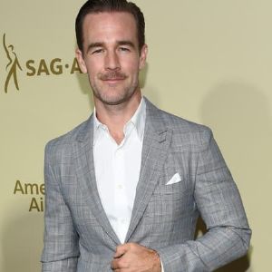 James Van Der Beek, célèbre acteur de "Dawson", parle ouvertement de sa lutte contre le cancer colorectal